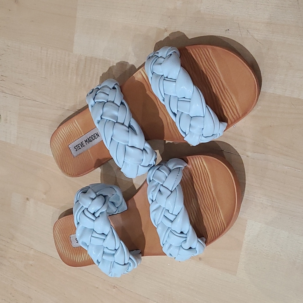 Steve Madden Blue Faux Leather Sandals size 9